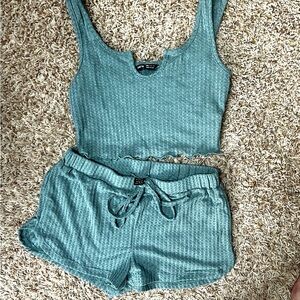 2 pc tank & shorts comfy set ~ Size Small